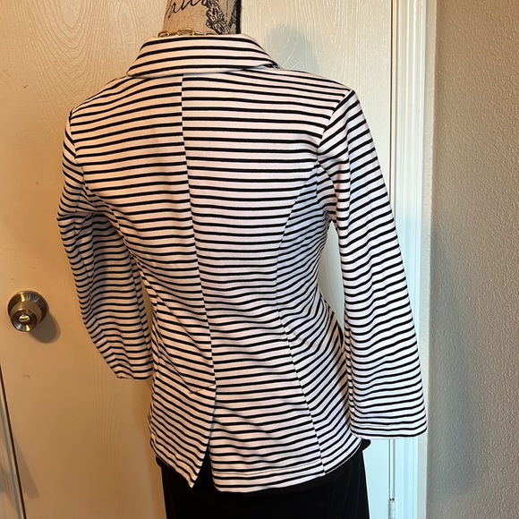Metaphor Black and White Striped Blazer Size Small - Picture 6 of 9